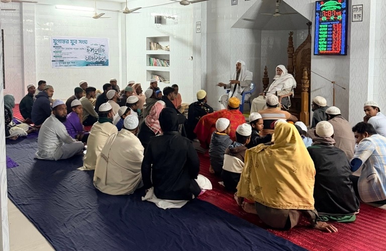 ৫ম বার্ষিক ইসলাহি মাহফিল: আলেমদের বয়ানে আত্মশুদ্ধি ও দ্বীনি চেতনায় যুবসমাজ