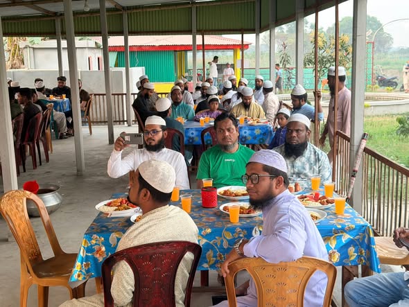 পবিত্র রমাদানে যুবকদের নিয়ে বিশেষ ইফতার মাহফিল ও ঐক্য সমাবেশ